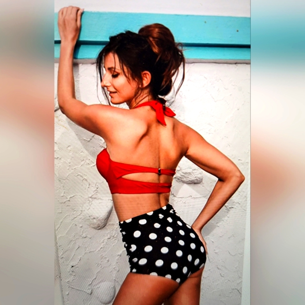 NWT PIN UP VINTAGE MOLDED CUP VINTAGE POLKA DOT HIGH WAISTED RUCHED BIKINI SET